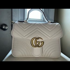 FAKE Gucci purse